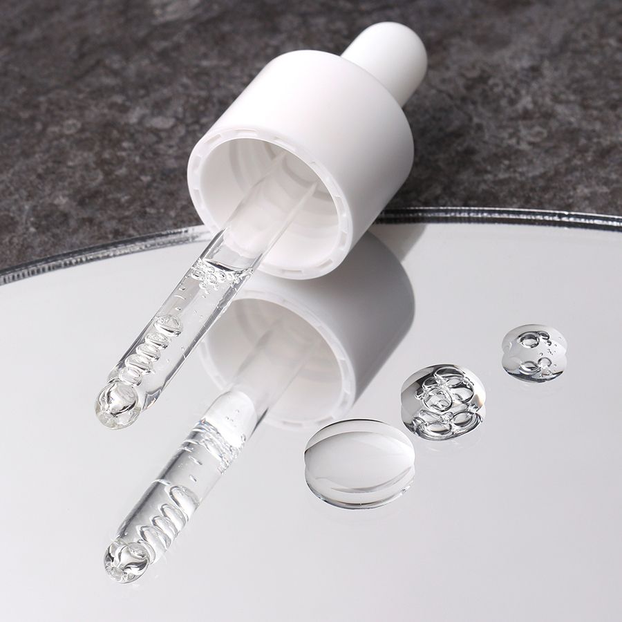 Medik8 Комплекс увлажняющих пептидов на косметических дронах Liquid рeptides