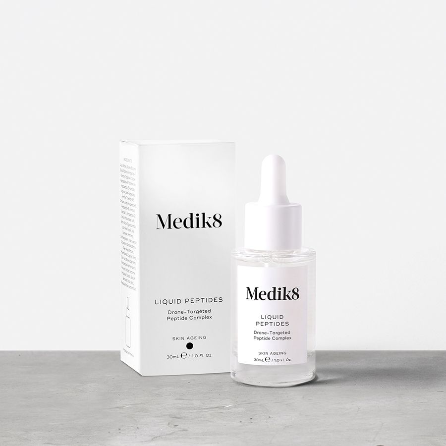Medik8 Комплекс увлажняющих пептидов на косметических дронах Liquid рeptides